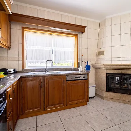 Feriehus Gondomar - Moradia V3 Com Piscina Natural By House And People