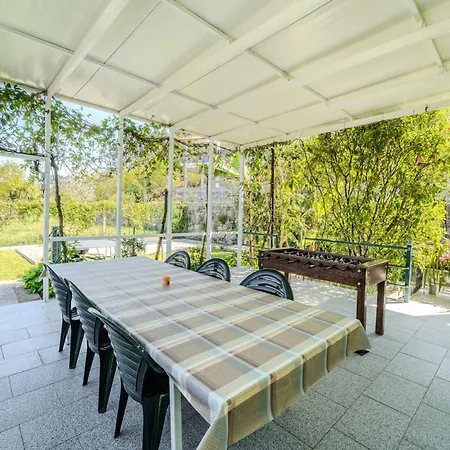 Tatil Evi Gondomar - Moradia V3 Com Piscina Natural By House And People Guimarães