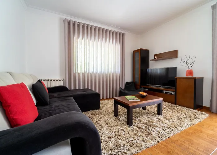 Gondomar - Moradia V3 Com Piscina Natural By House And People * Гимарайнш