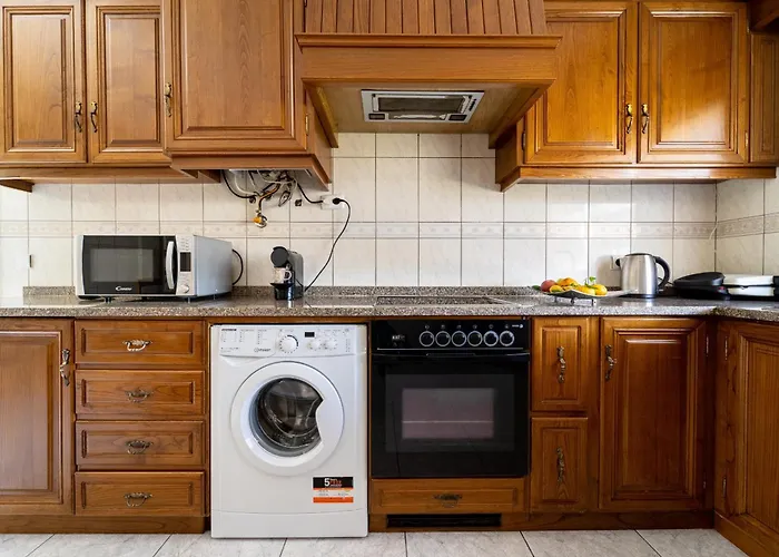 Vakantiehuis Gondomar - Moradia V3 Com Piscina Natural By House And People Guimarães